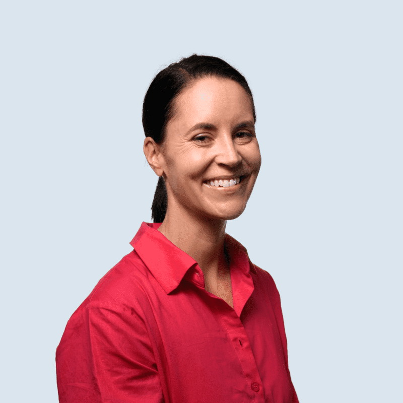 Dr. Ria Warfe