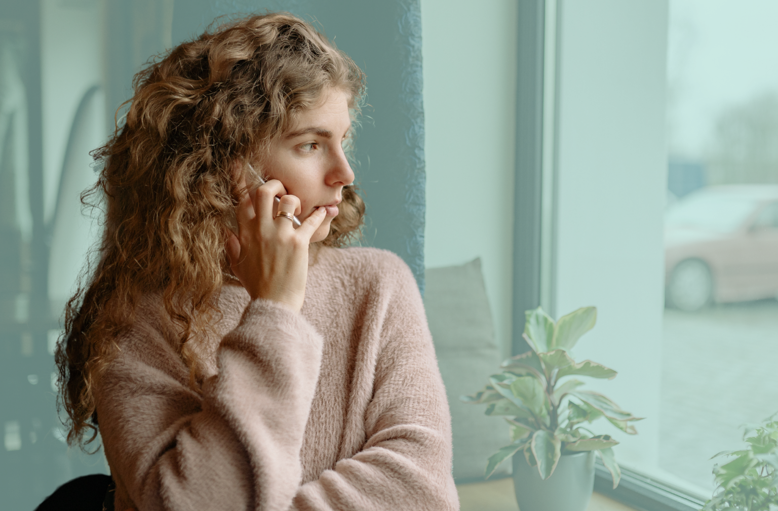 First Signs of Perimenopause: How to Know If It's Starting